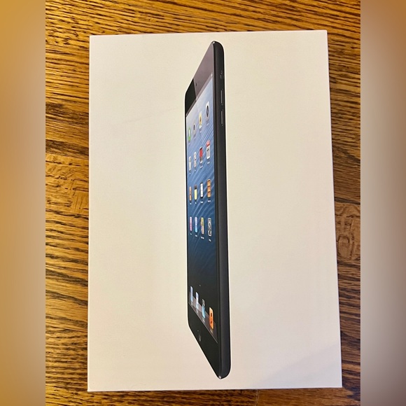 Apple Ipad Mini First Generation 16GB box for display or prop - Picture 1 of 9